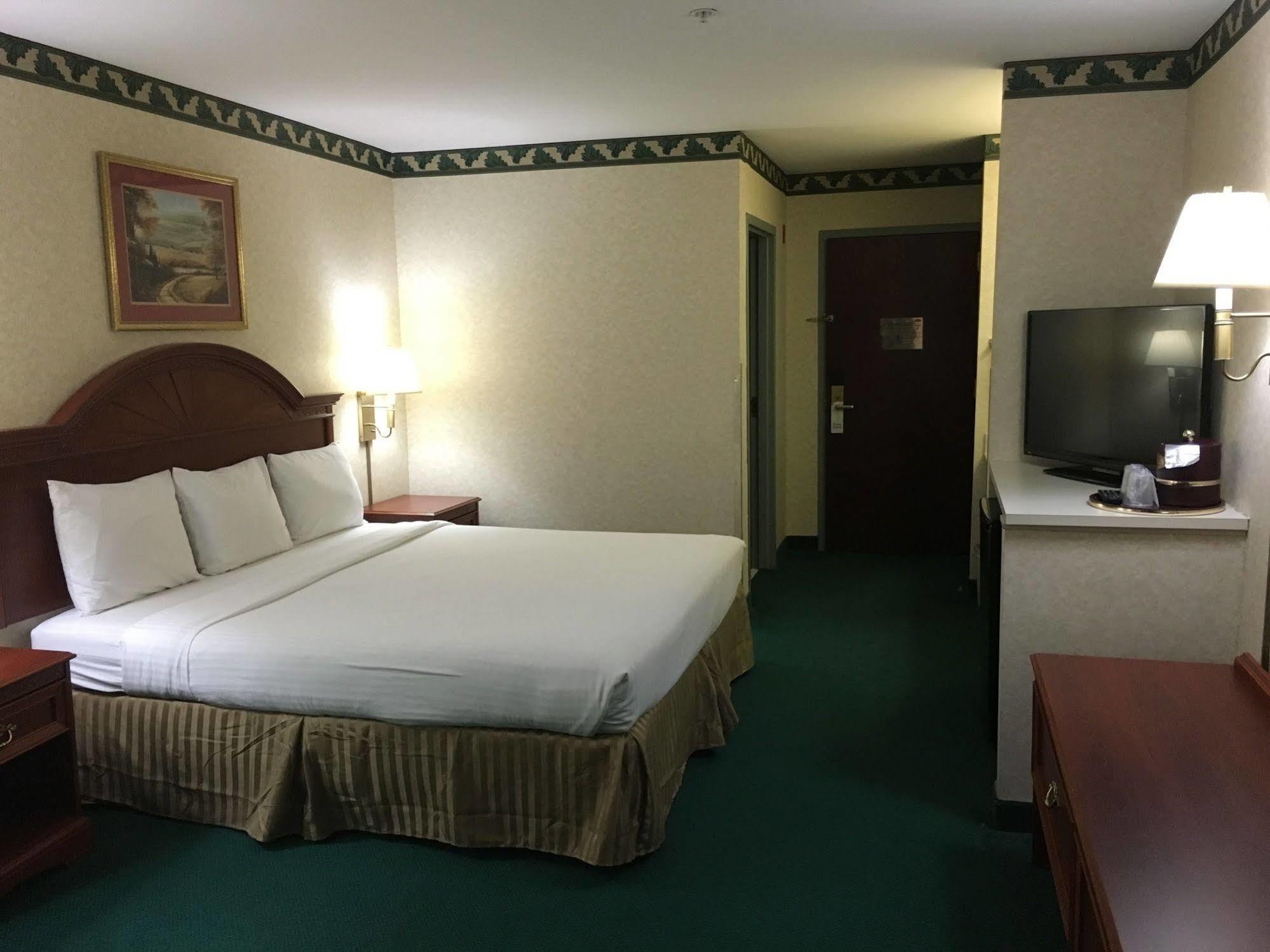 Grand Vista Hotel & Suites Vonore Екстер'єр фото